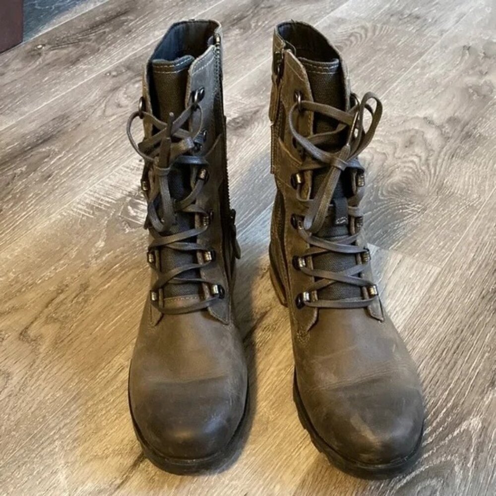Sorel Emelie Conquest Boots Sz 9/40
